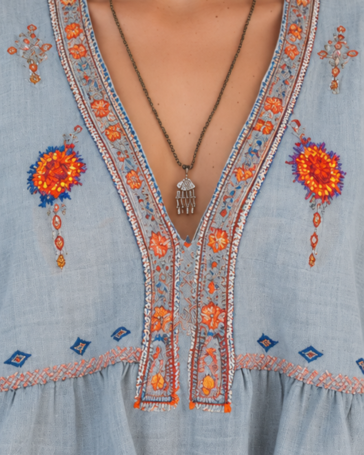 Damen Bluse mit V-Ausschnitt und Stickerei im Boho-Stil