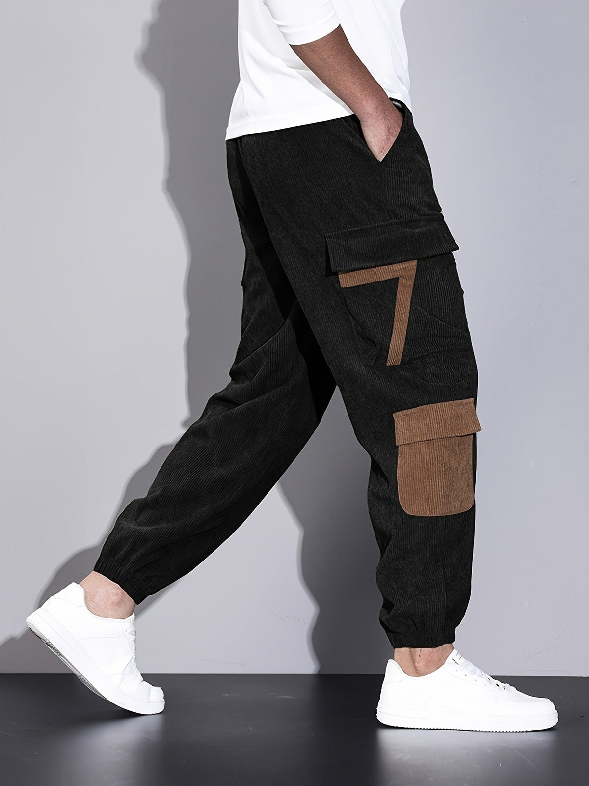 Santiago Cord-Cargohose mit gesticktem Detail