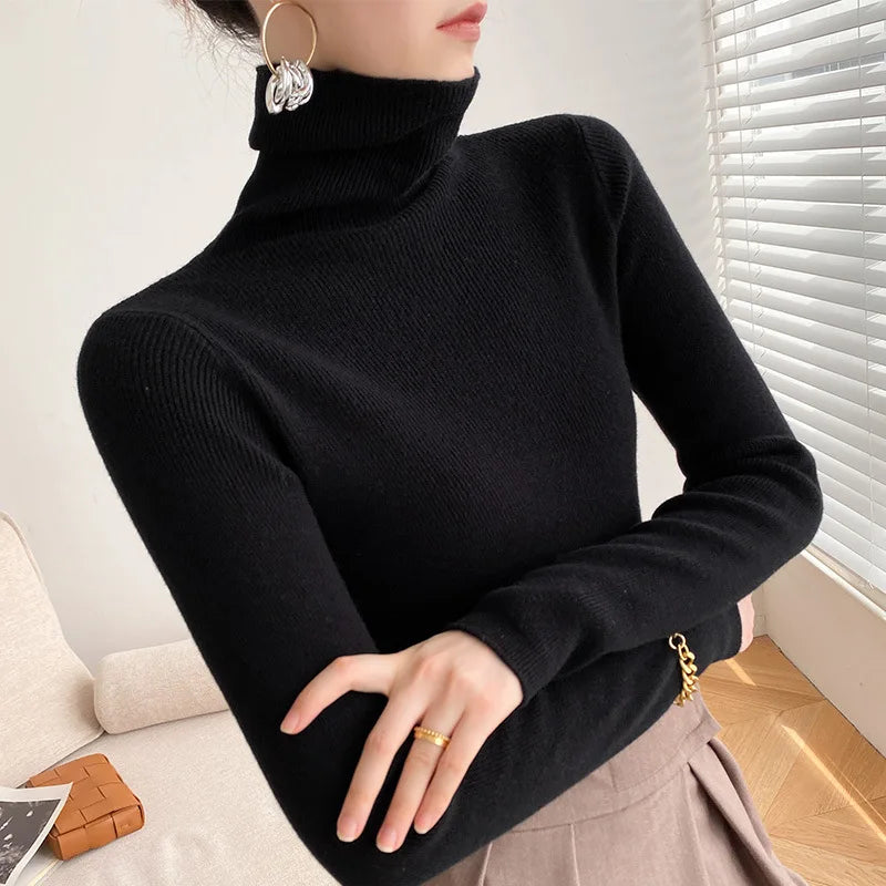 Damen Rollkragenpullover in figurbetonter Passform