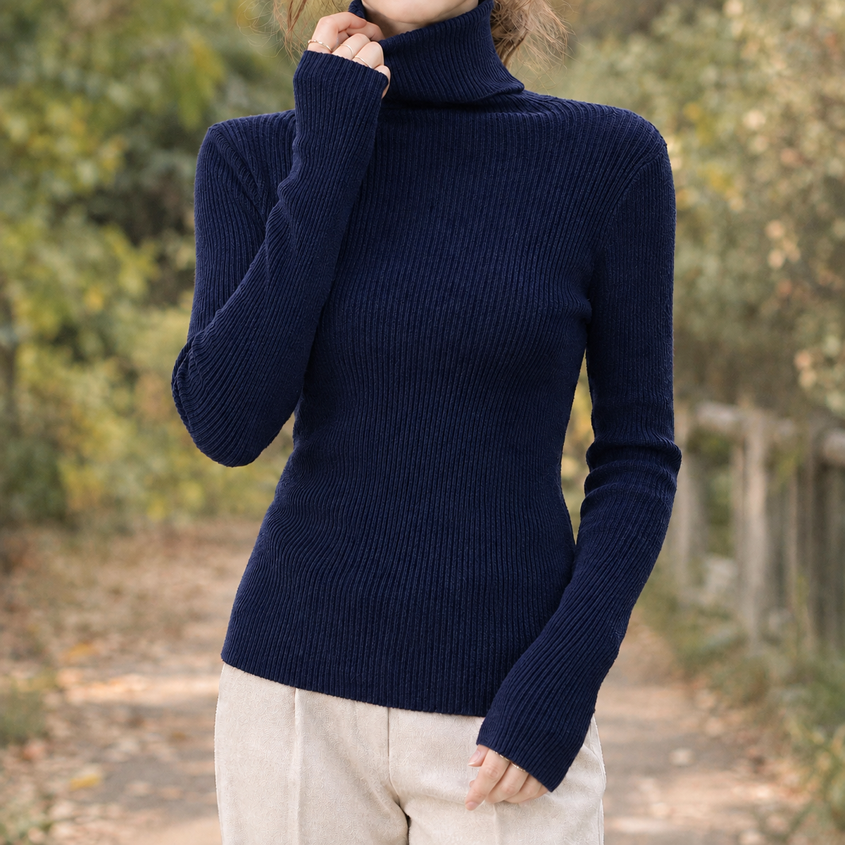 Damen Rollkragenpullover – Slim Fit, Winter