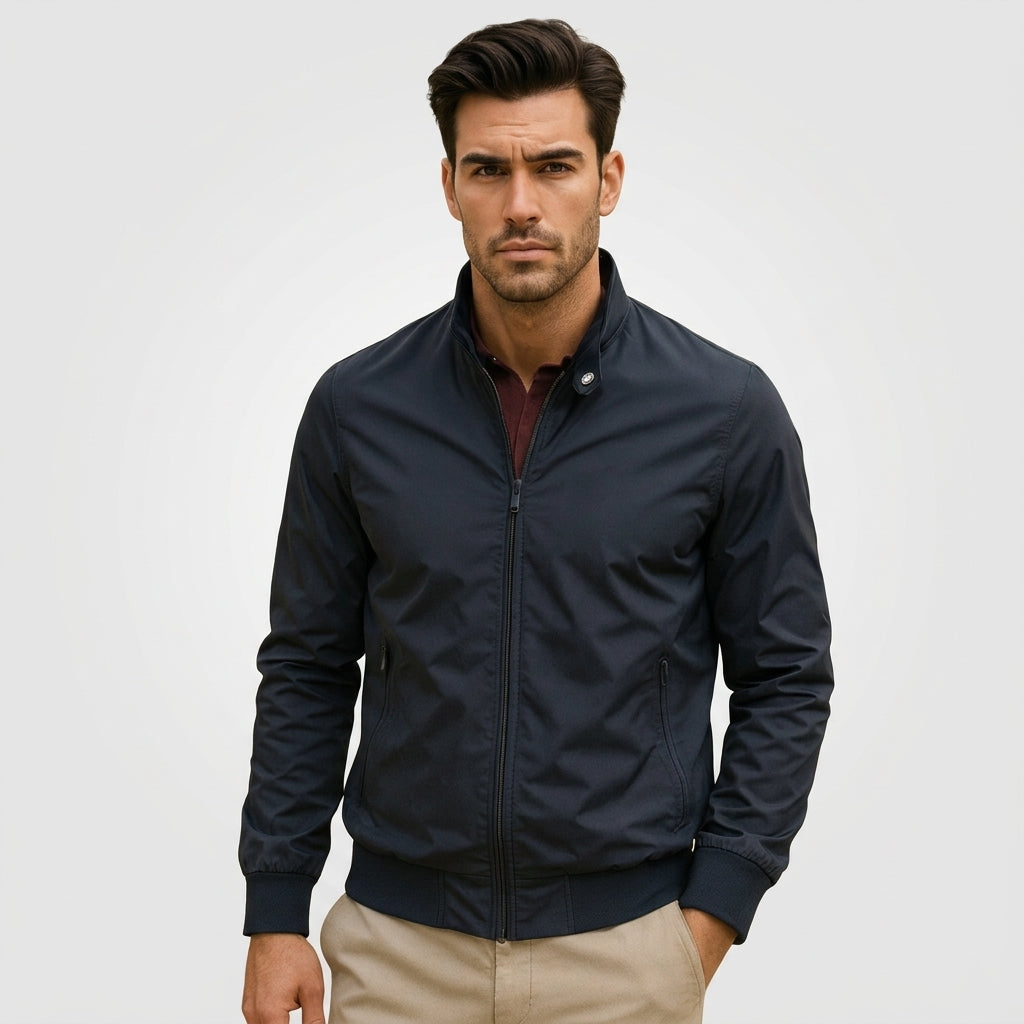 Herren Jacke mit leichtem Design und praktischen Taschen