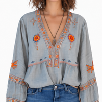 Damen Bluse mit V-Ausschnitt und Stickerei im Boho-Stil