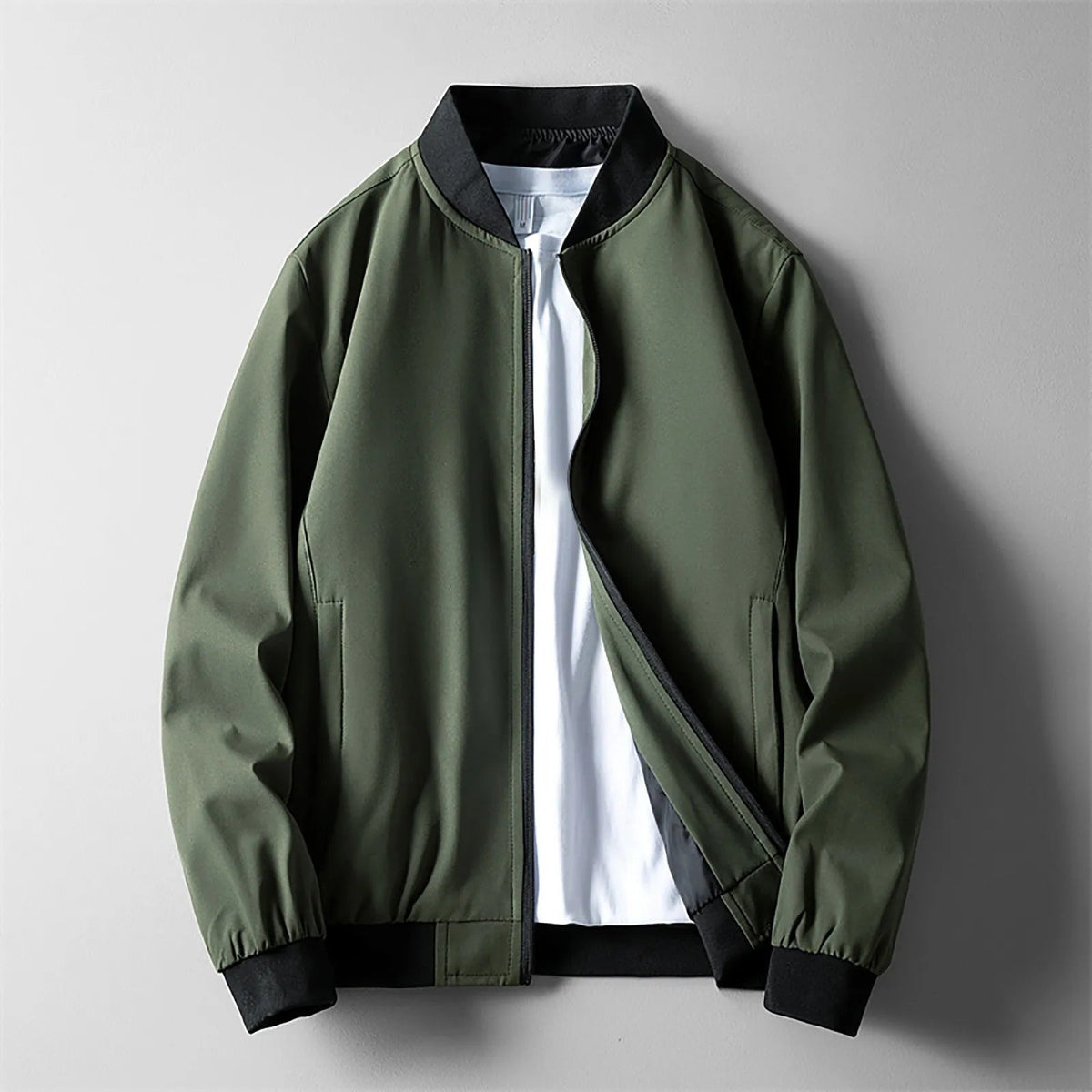 Herren Bomberjacke mit Rippbund und mattem Finish