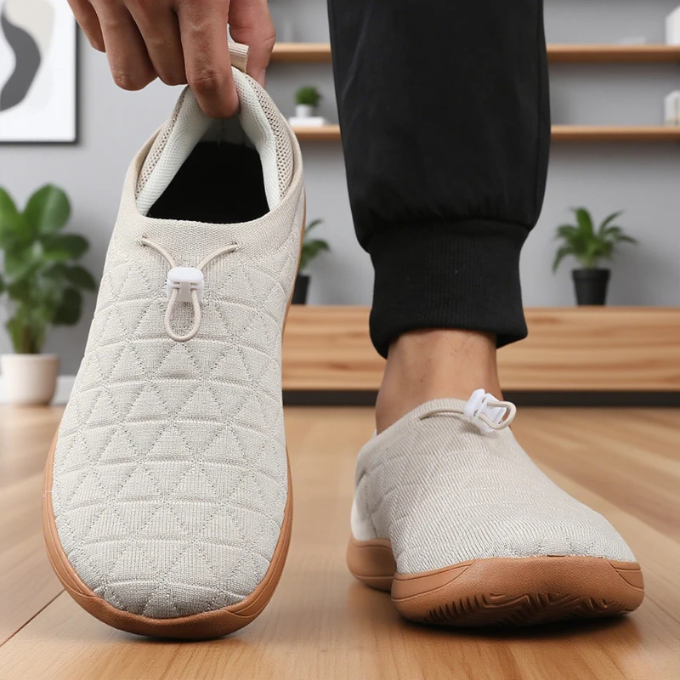 Herren Slip-On Sneaker aus Mesh mit gepolstertem Fußbett