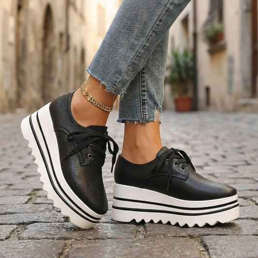 Damen Oxford-Schuh mit Plateausohle und Schnürung