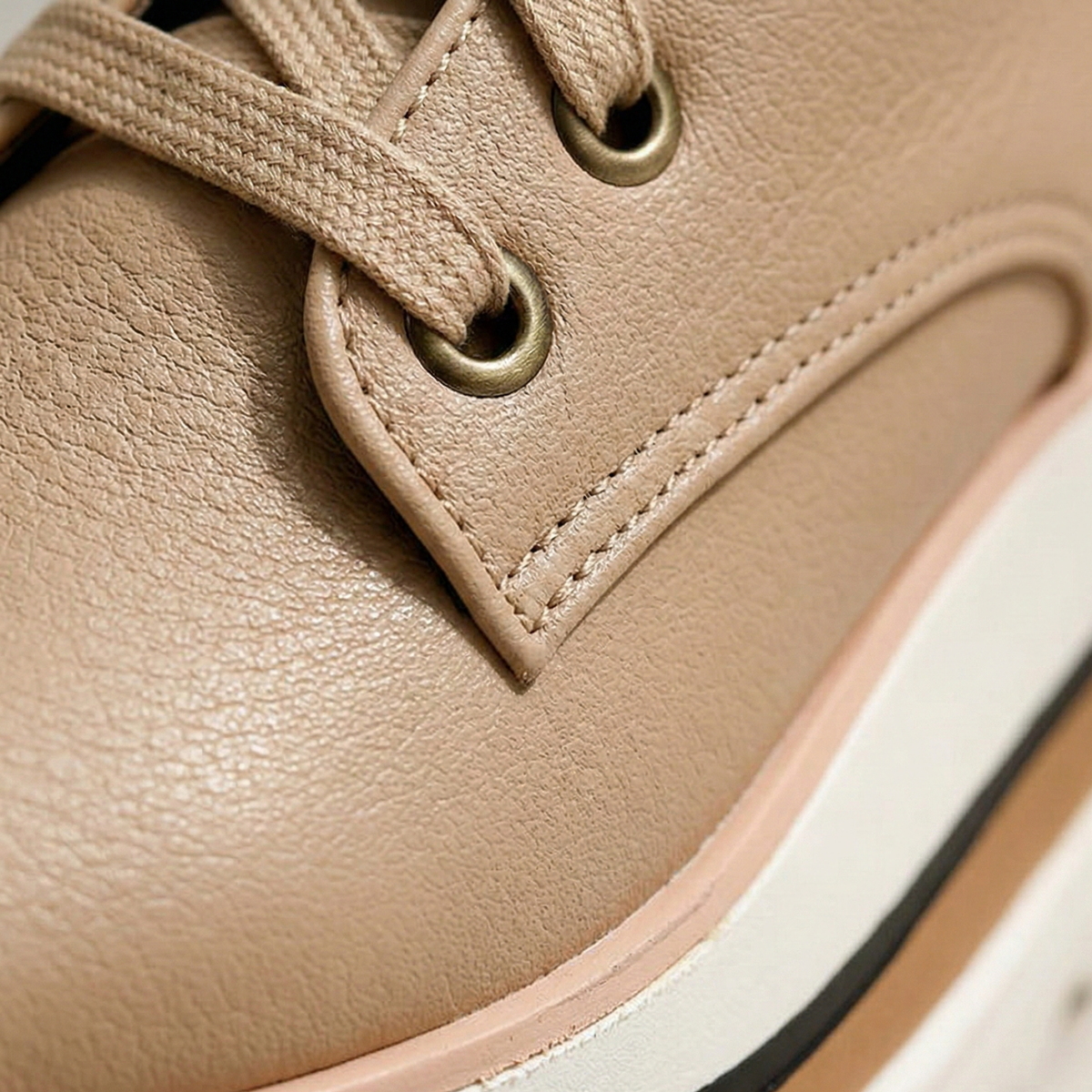 Damen Oxford-Schuh mit Plateausohle und Schnürung