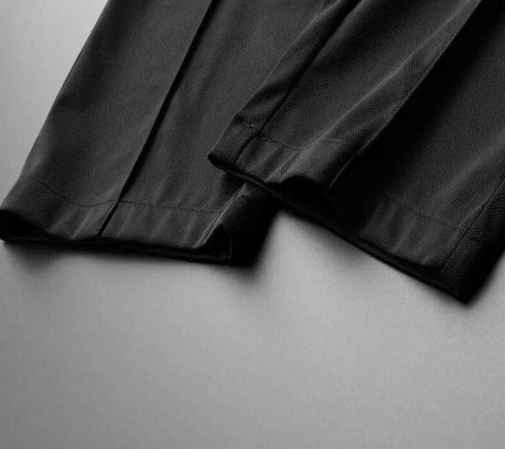 Elegantes Herren Poloshirt und Hosen-Set mit Atmungsaktivem Material | Stilvolles Outfit für Sommeranlässe