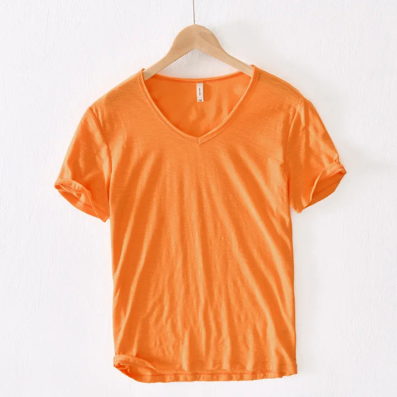 Herren-T-Shirt mit V-Ausschnitt und kurzen Ärmeln