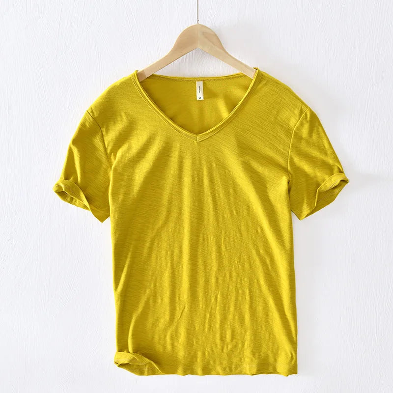 Herren-T-Shirt mit V-Ausschnitt und kurzen Ärmeln
