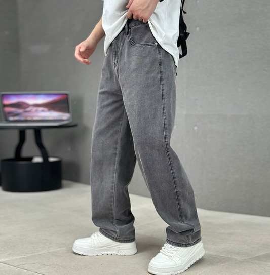 Herrenjeans mit geradem Bein und lockerer Passform | Bequeme, volle Länge für den Alltag
