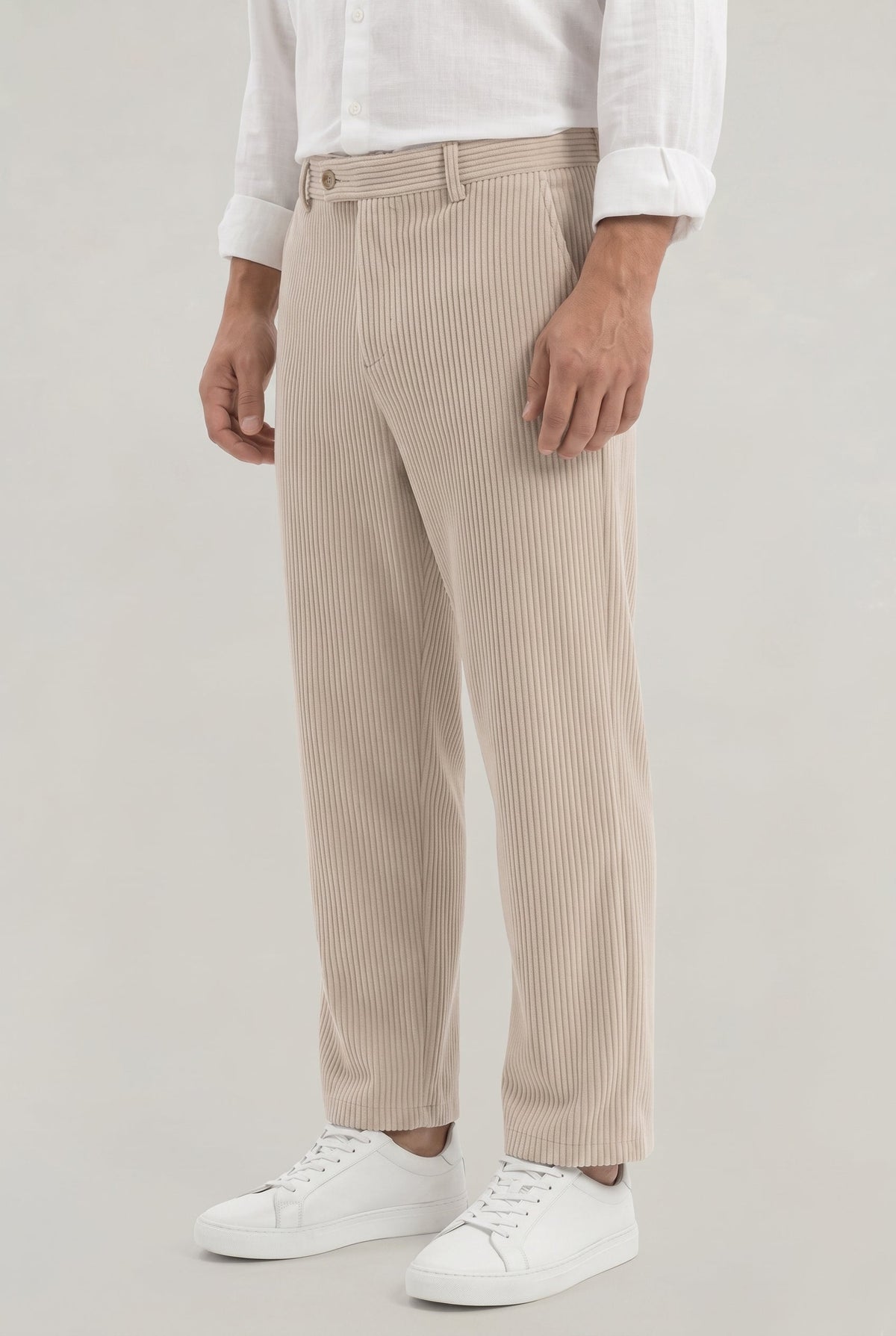Herren Weite Hose mit Strukturstoff und Seitentaschen
