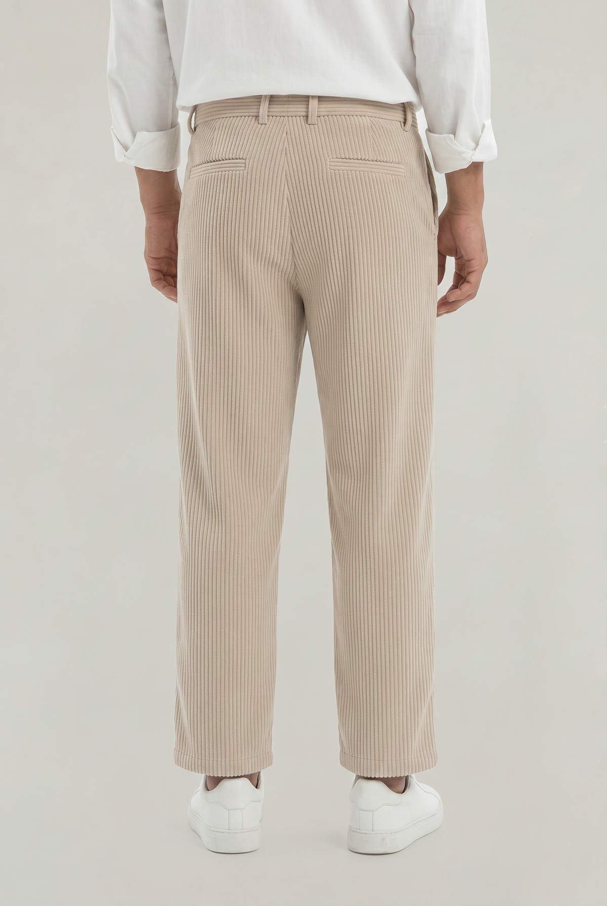 Herren Weite Hose mit Strukturstoff und Seitentaschen
