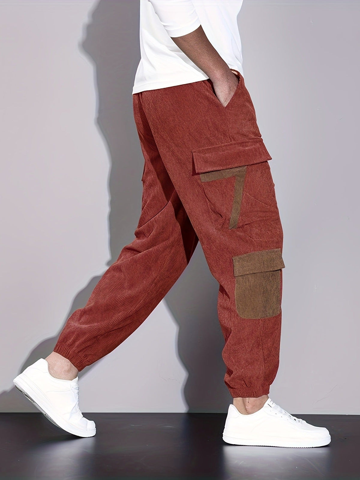Santiago Cord-Cargohose mit gesticktem Detail