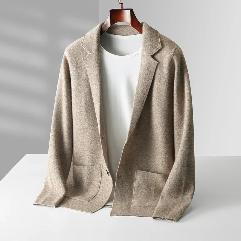 Herren Strickjacke mit Schalkragen und Knopfleiste