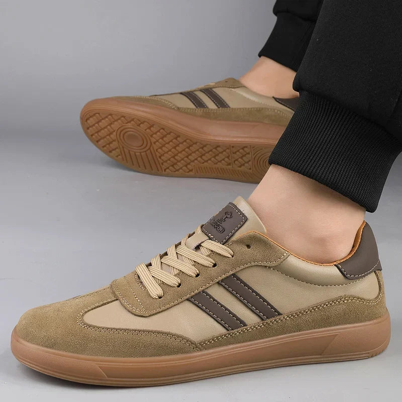 Herren Sneaker im Retro-Design mit Schnürung