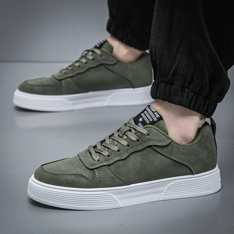 Herren Sneaker im Court-Design mit Schnürung