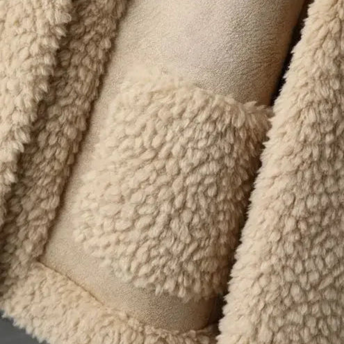 Damen Jacke mit Knopfleiste und aufgesetzten Taschen