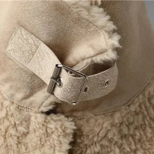 Damen Jacke mit Knopfleiste und aufgesetzten Taschen