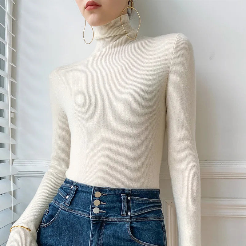 Damen Rollkragenpullover in figurbetonter Passform
