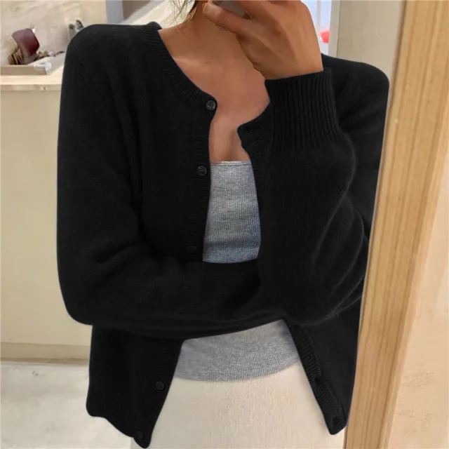 Damen Strickjacke mit Knopfleiste und Rundhalsausschnitt