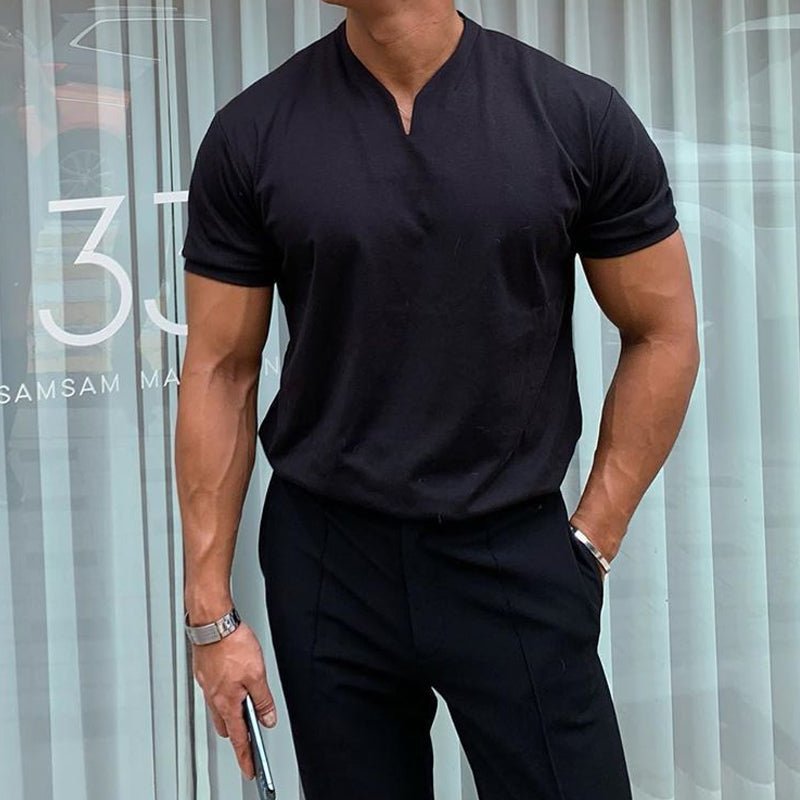 Herren T-Shirt Slim Fit mit V-Ausschnitt Sportliche Mode für die Aktuelle Saison