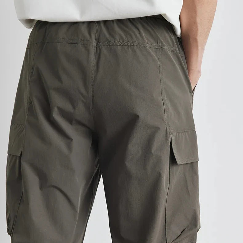 Tokyo Cargo-Hose aus leichtem Nylon-Mix