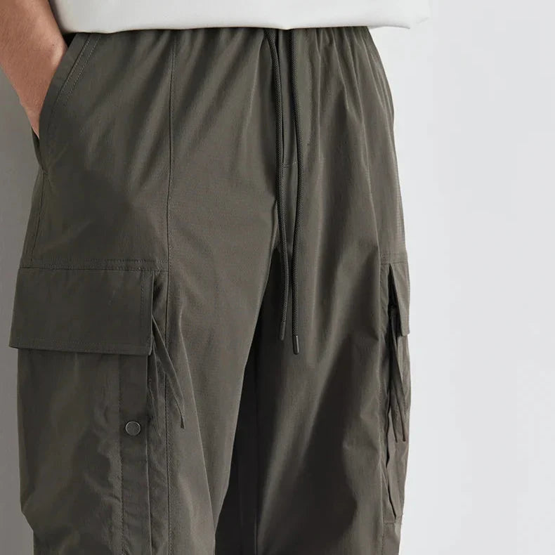 Tokyo Cargo-Hose aus leichtem Nylon-Mix