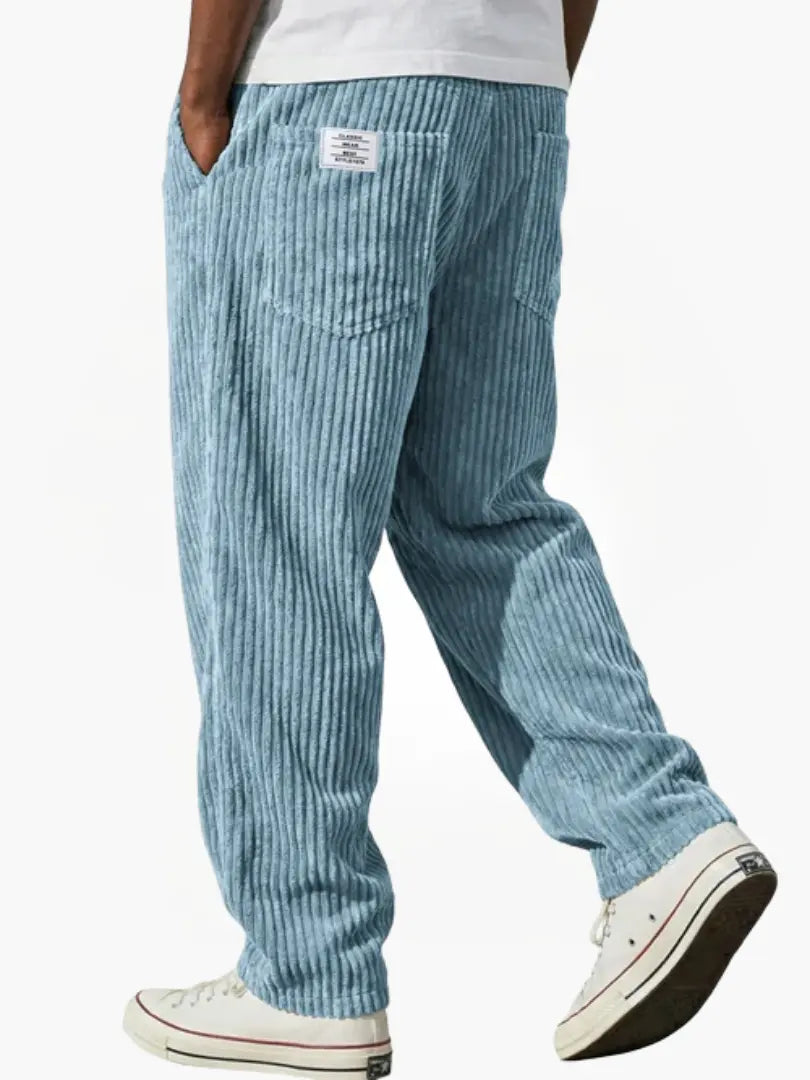 Feincord-Hose Relaxed Fit mit weicher Struktur