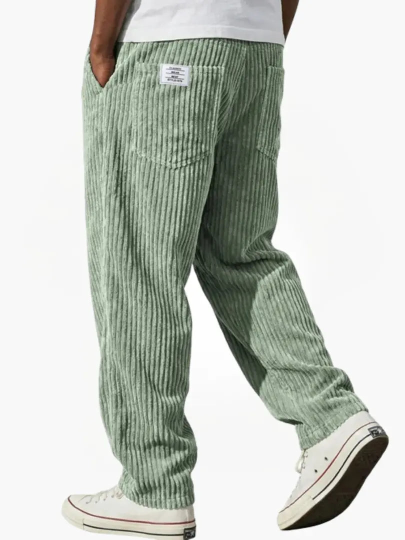 Feincord-Hose Relaxed Fit mit weicher Struktur