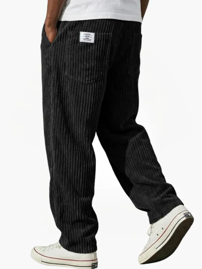 Feincord-Hose Relaxed Fit mit weicher Struktur