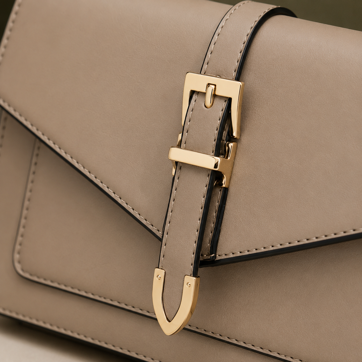Damen Handtasche Savoia | Modell mit Schnallenverschluss