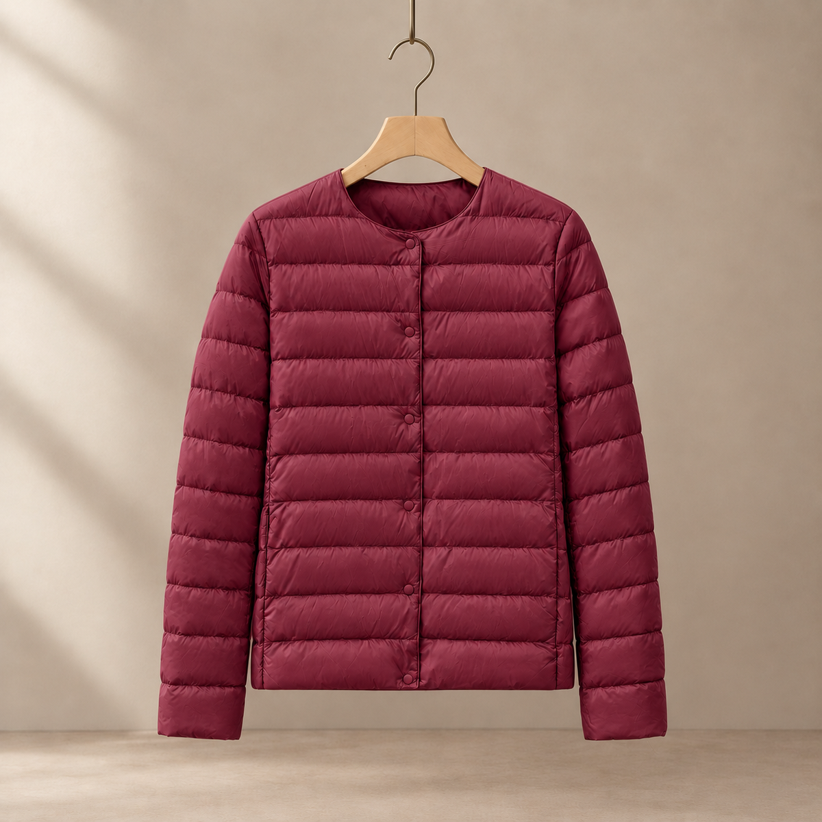 Damen Steppjacke mit Eingrifftaschen und schmaler Passform