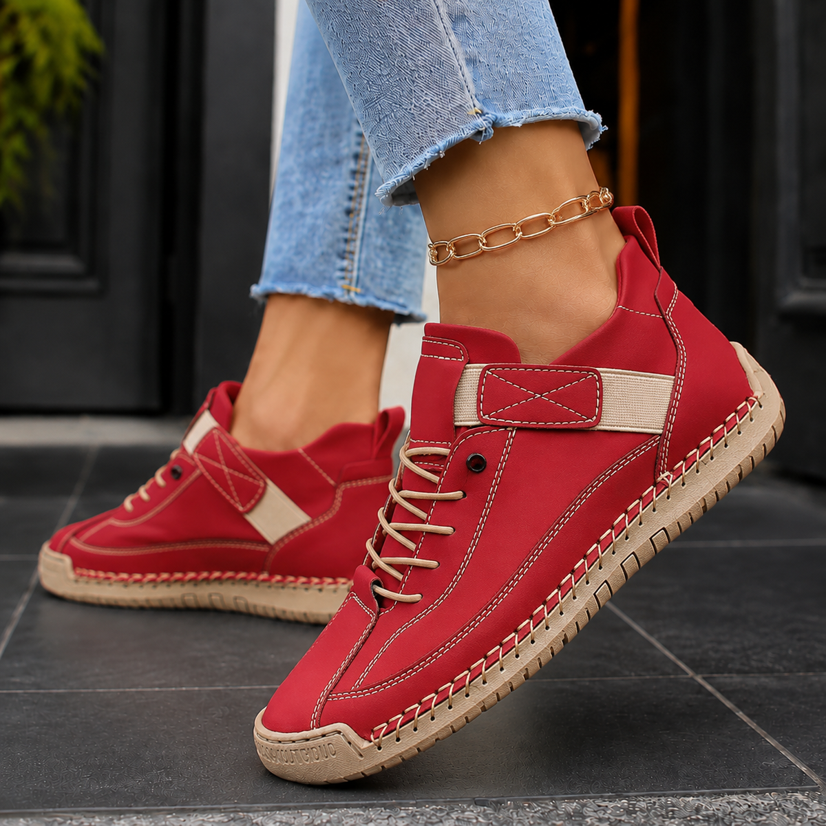 Damen Sneaker mit Klettverschluss und elastischer Schnürung