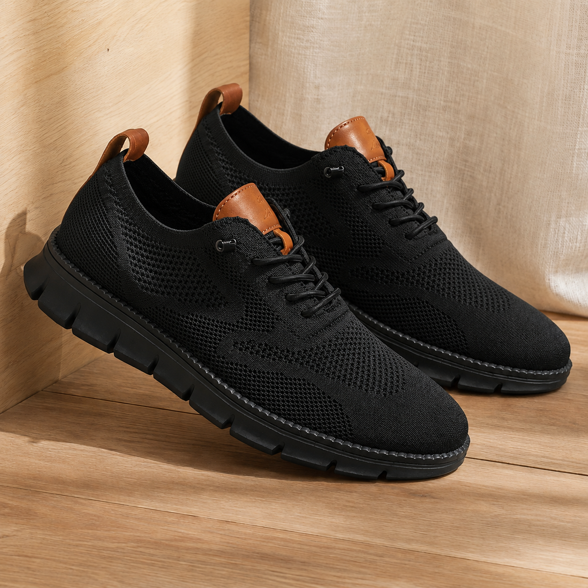 Sneaker mit elastischer Schnürung