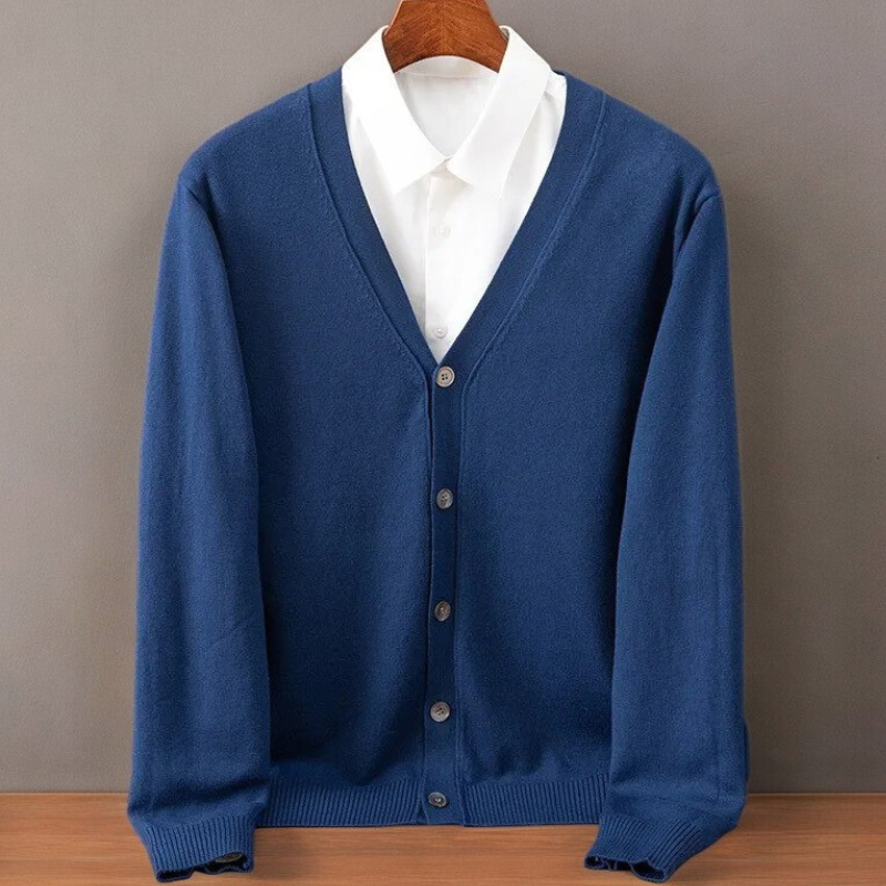Herren Strickjacke in klassischer Passform
